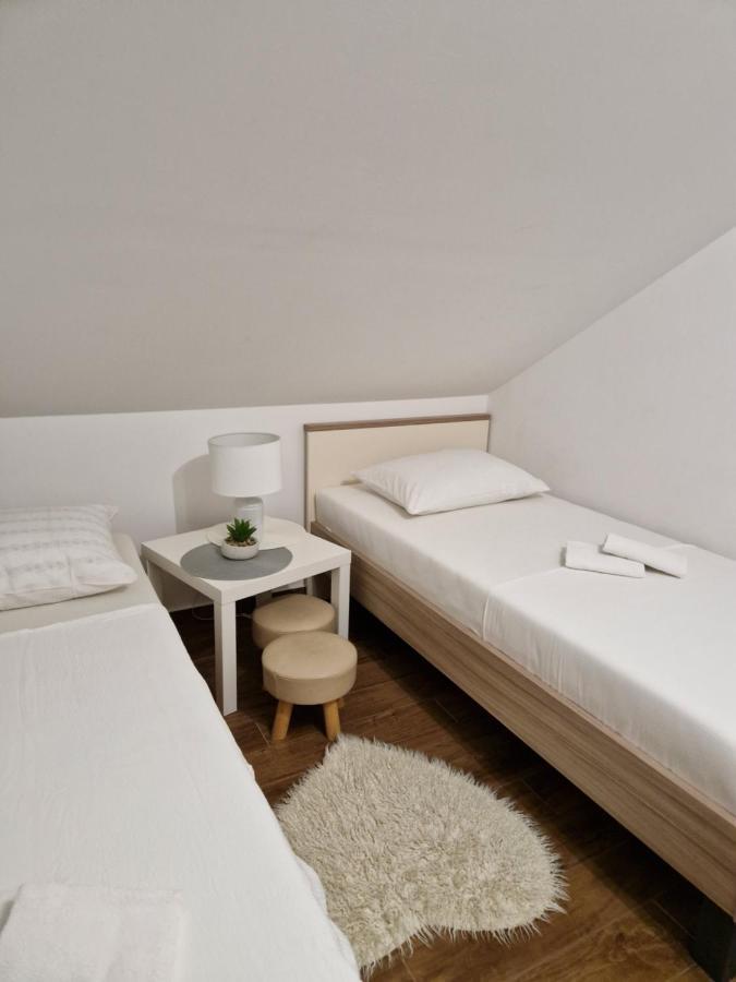 Villa Tara Zadar Exterior photo